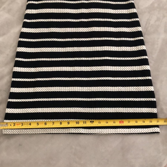 Max Studio Dress Black/Cream Knit Lines - Medium - Picture 12 of 13